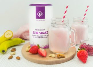 Slim Shake mit Banane und Beeren